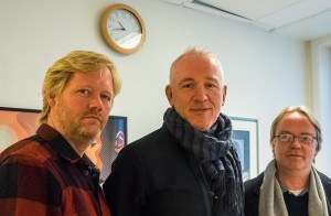 SPILLEKLAR: Petter Wettre Quartet, her ved tre av musikerne, er klar for konserter i slutten av denne måneden. Samtidig kommer albumet «Pig Virus 2.0» i et begrenset vinylopplag til høy pris. F.v. Per Oddvar Johansen, Petter Wettre, Terje Gewelt. (foto: Terje Mosnes)