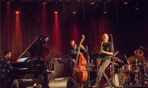 Petter Wettre Internasjonale Kvartett, fra venstre Jason Rebello, Daniel Franck, Petter Wettre og Dejan Terzic. (foto: Terje Mosnes)