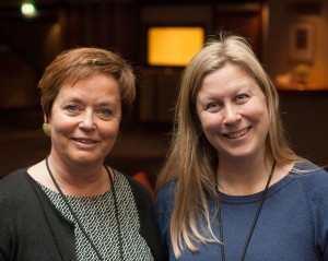 Styreleder Ingrid Brattset (til venstre) og daglig leder Gry Bråtømyr på forrige landsmøte.