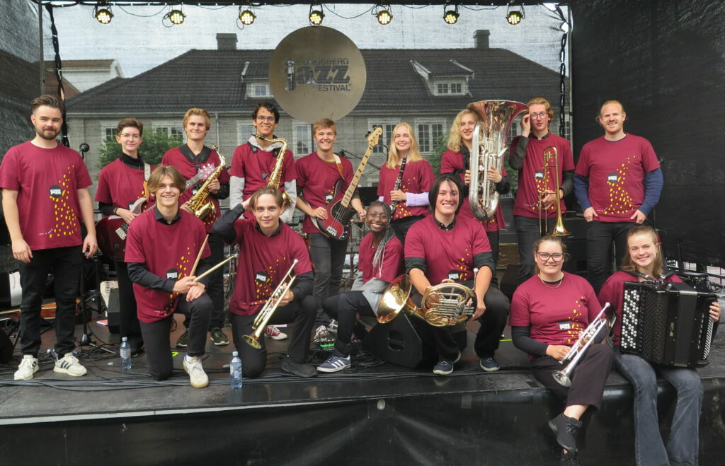Buskerud ungdomsjazzorkester spilte på Kongsberg jazzfestival i fjor, og er veldig klare for nye festivaljobber i sommer. Foto: Østnorsk jazzsenter