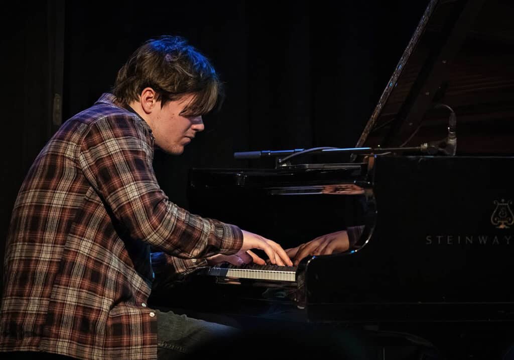 Nikolai Hansli var blant studentene i NTNU Jazzensemble som spilte Maria Kannegards musikk, til fantastisk mottakelse, under Jazzfest i Trondheim  i mai. Foto: Arne Hauge/Jazzfest