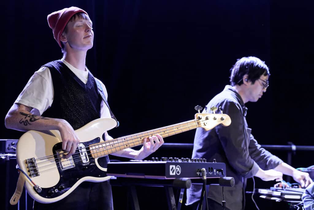 SML, et av festivalens beste bookinger i år, mener skribenten. Her representert ved Anna Butters og Jeremiah Chiu. Foto: Thor Egil Leirtrø/Moldejazz
