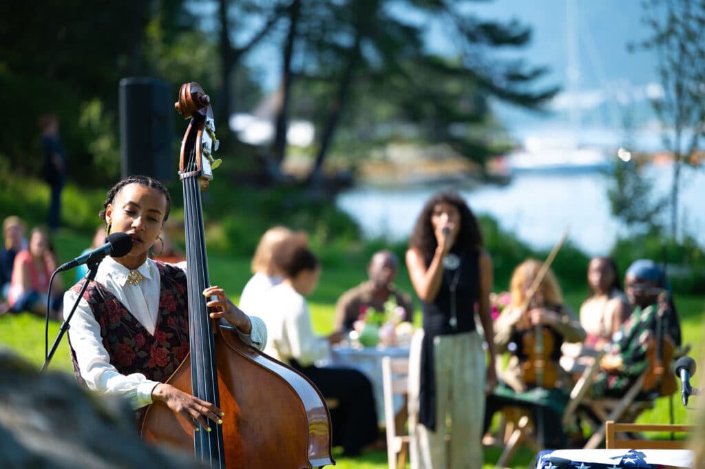 Artist in Residence esperanza spalding på Hjertøya. Foto: Dagfinn Reppen/Moldejazz