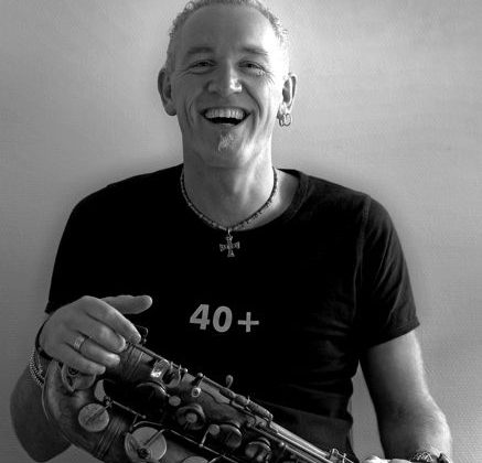 Arrangerer for storband