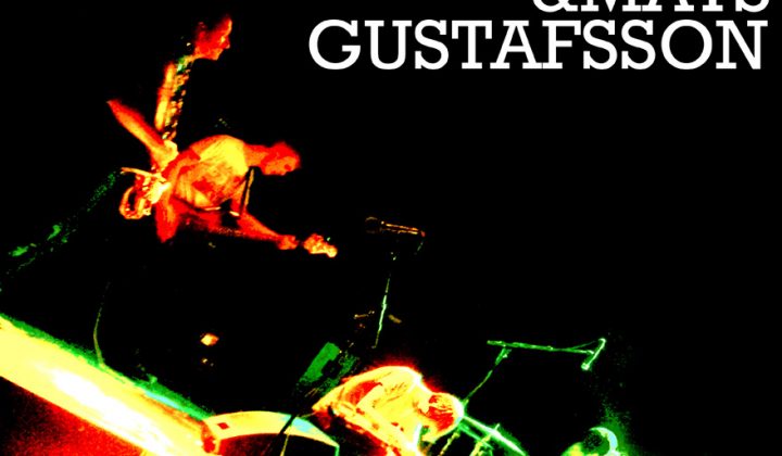 Plateanmeldelse i dialog med musikerne