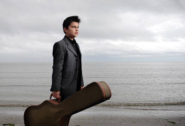 Ung gitarvirtuose til Djangofestivalen