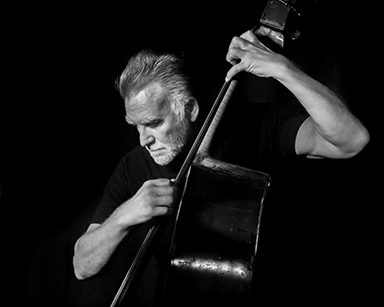 En reise med bass