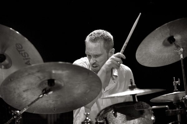 Paal Nilssen-Love tar med seg Large Unit til Mexico og jazzahead!