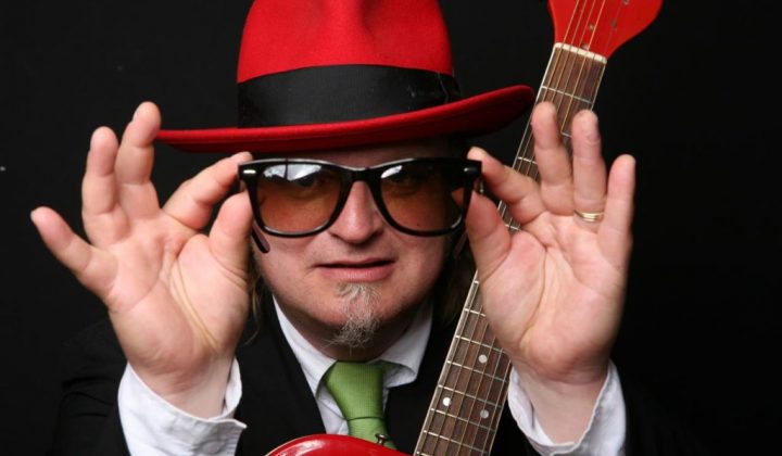 NTT: Knut Reiersrud fant uutgitte Dr. John-låter i en fryseboks i Asker