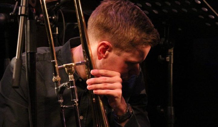 Første søndag i Kompens trippel