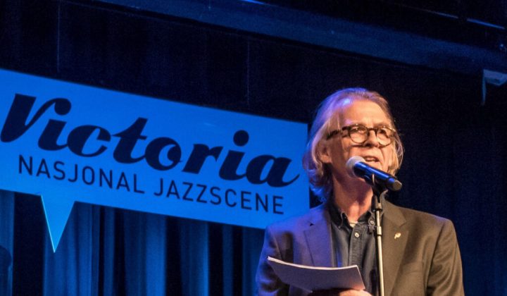 Stein på stein, krone for krone