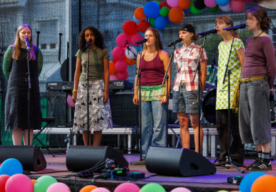 Ungjazzen inntar sommerfestivalene