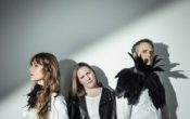 Hedvig Mollestad trio – Bees in the Bonnet