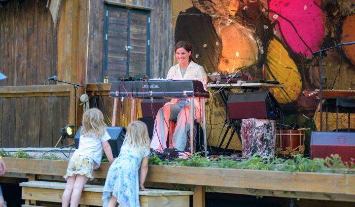 NTTs nyttårsspesial 2025: Vi setter vår lit til trassen nå