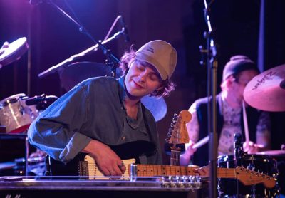 Lune smil og rare påfunn: første reisebrev fra Voss