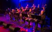 Swingende jul med Christianssand Storband og Sarah Fullerton