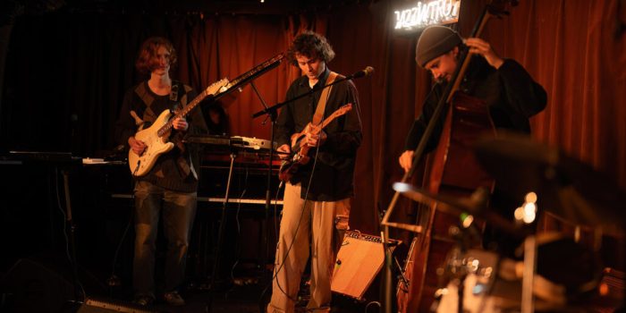 Sakte, fallende spilte seg videre til Jazzintro-finale