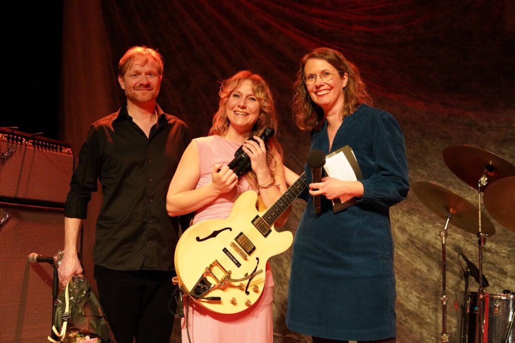 Øyvind Larsen, Hedvig Mollestad og Ragnhild Menes. Foto: Francesco Saggio