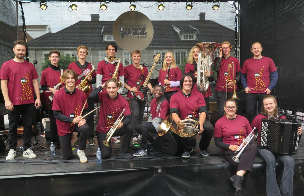 Buskerud ungdomsjazzorkester spilte på Kongsberg jazzfestival i fjor, og er veldig klare for nye festivaljobber i sommer. Foto: Østnorsk jazzsenter