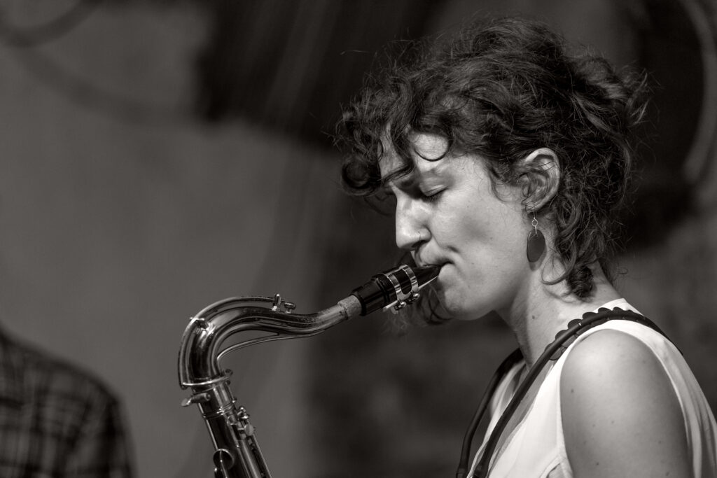OJKOS-medlem Sigrid Aftret har skrive eit verk for Trondheim jazzorkester, foto: Igor Petaros