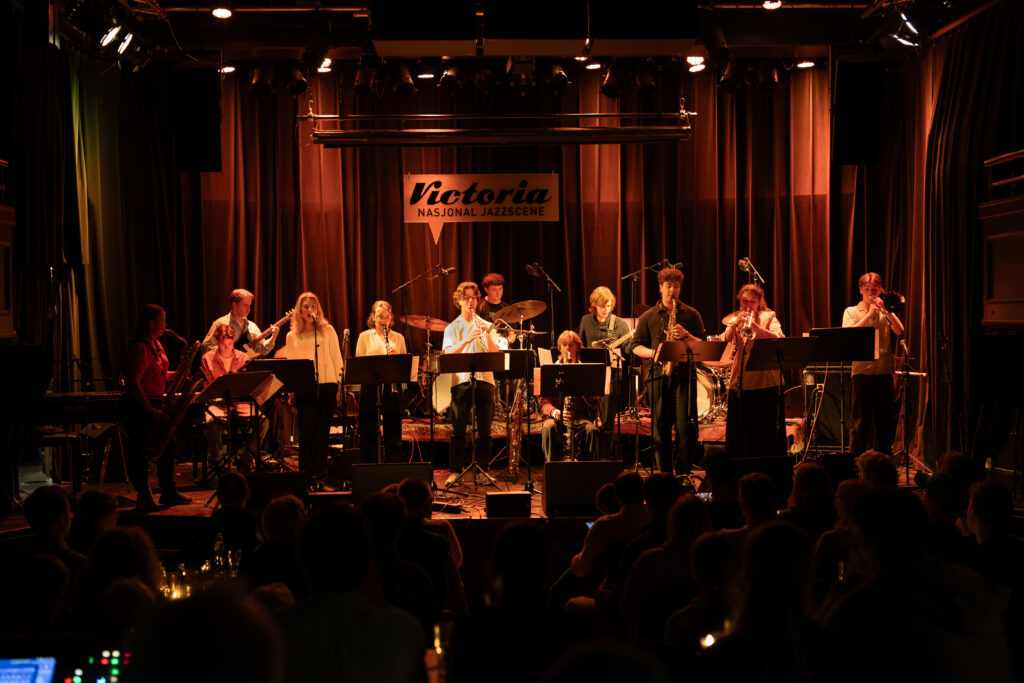 Østfold ungdomsjazzorkesrter på Ungjazzfest på Victoria Nasjonal jazzscene våren 2025, foto: Nabeeh Samaan