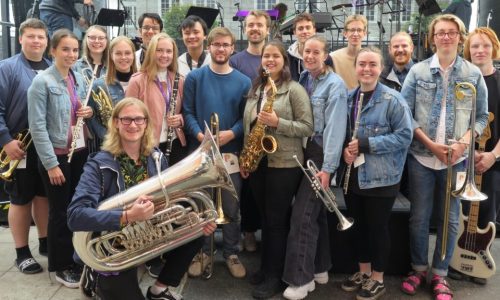 Turné og plateinnspilling for BUVUS