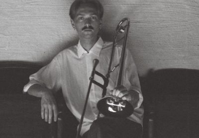 Ut av skuggen med Jørgen Bjelkerud og OJKOS