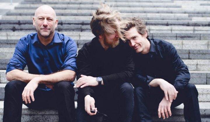 NTT: Det er vanskelig å ta det piano, men vi prøver