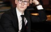 Folk under 30- spiller standardlåter: Aron Ødegård kvartett